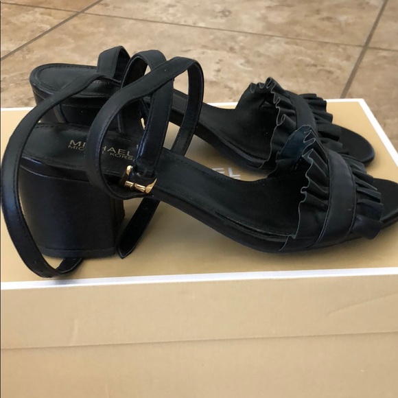 Michael Kors Sandals - Picture 3 of 4